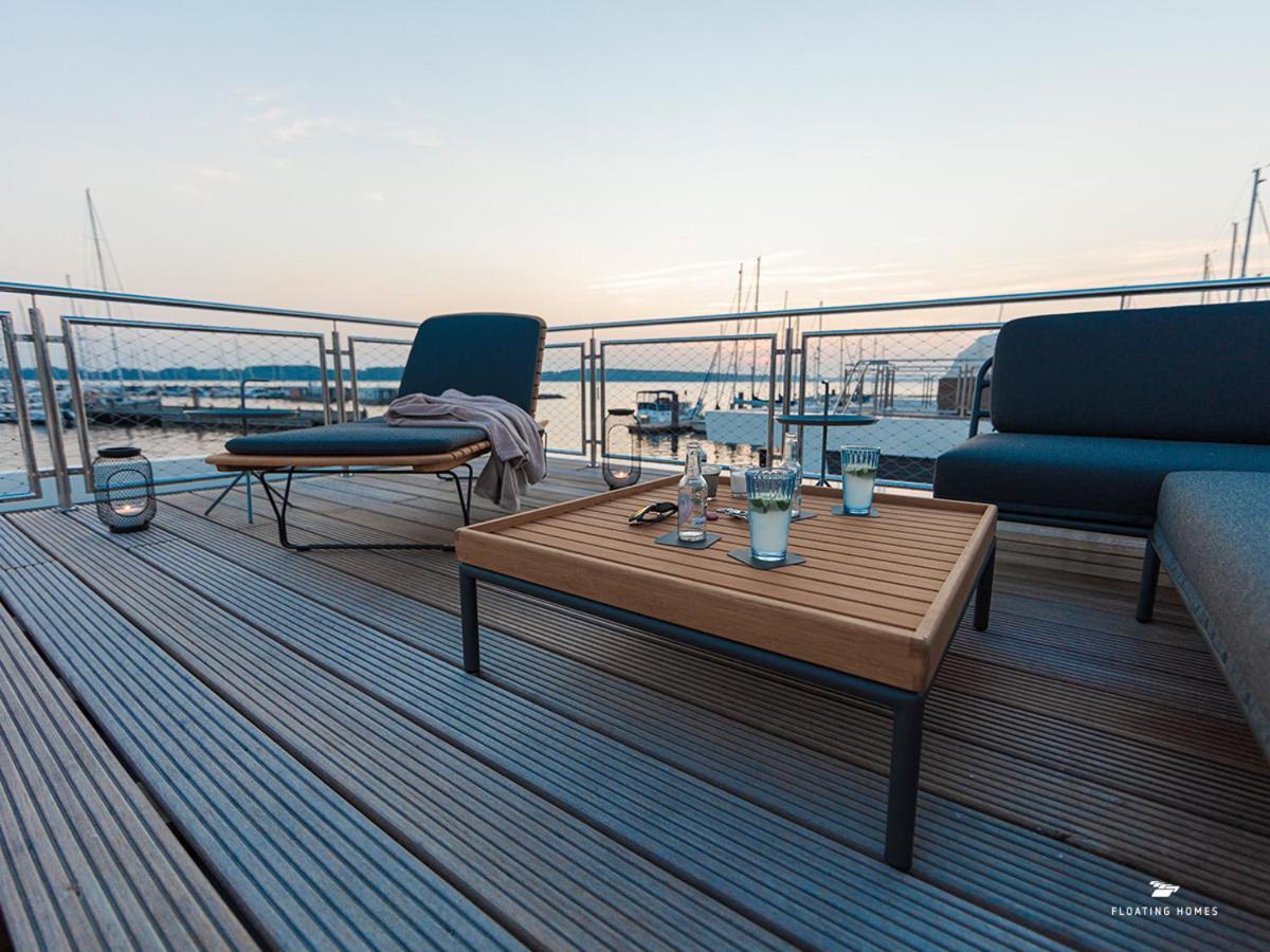Hausboot Kielwasser Fh-La 03 ลาเบอ ภายนอก รูปภาพ